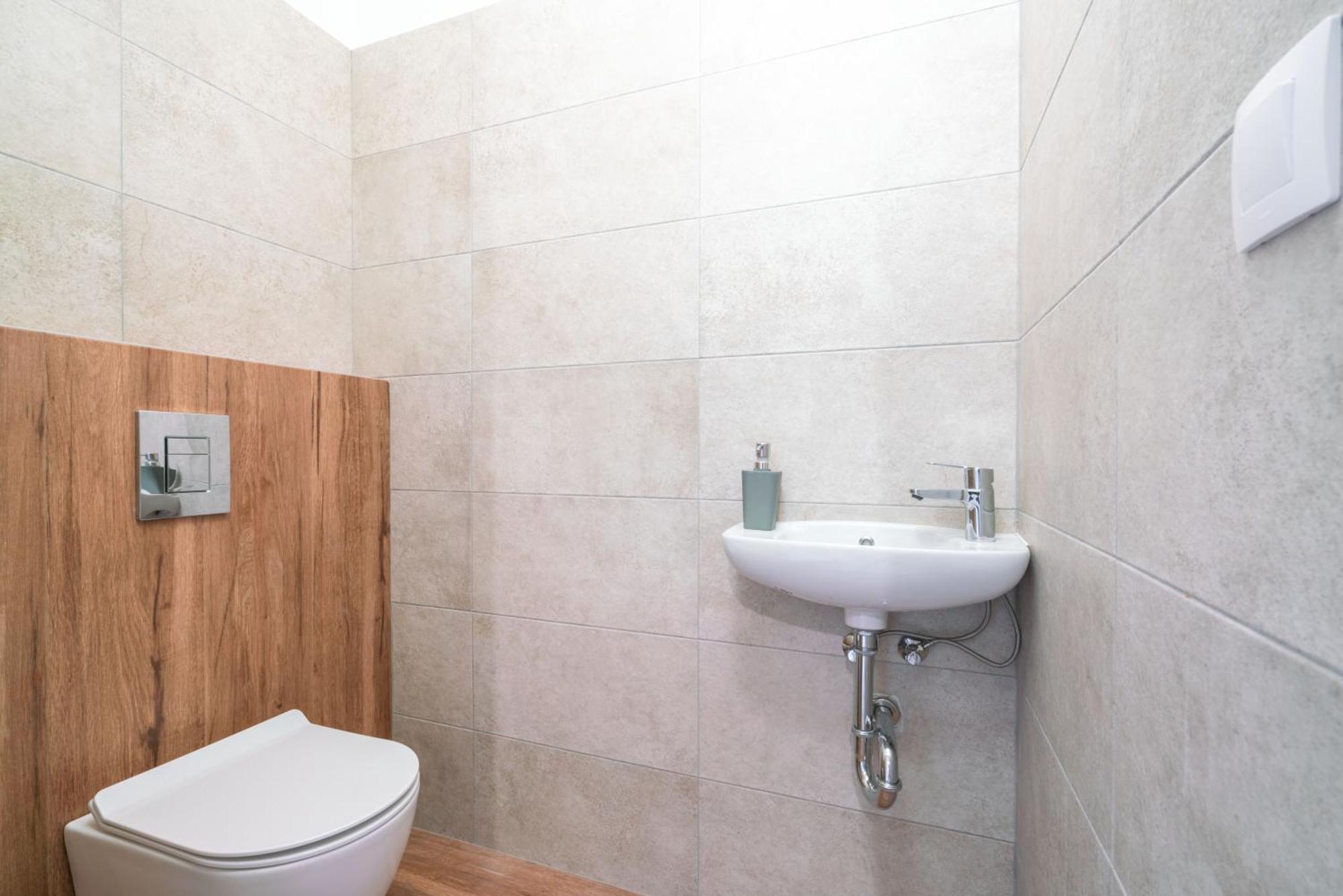 Apartmany Zlatovska Trenčín 外观 照片